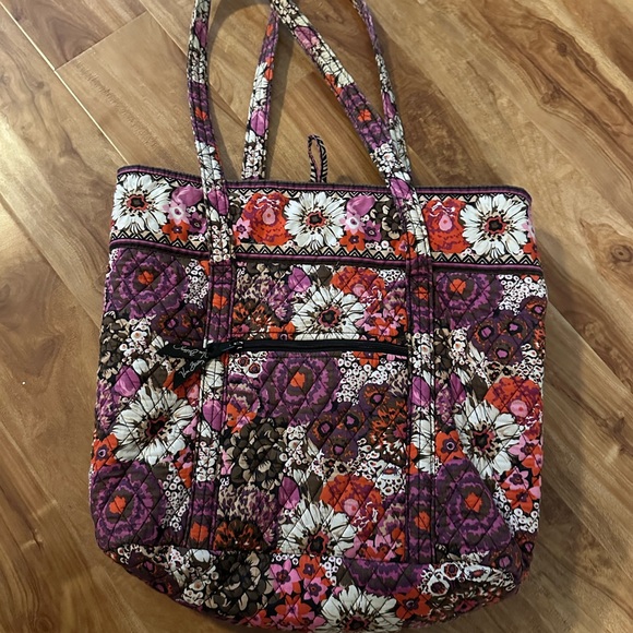 Tote - Picture 2 of 3